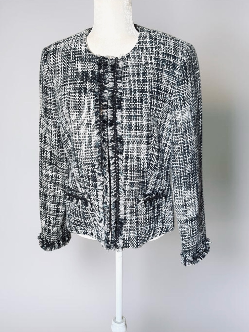 SPENSER JEREMY Woman’s Tweed/Plaid Jacket. Fine Preowned. Size: 12. $30.